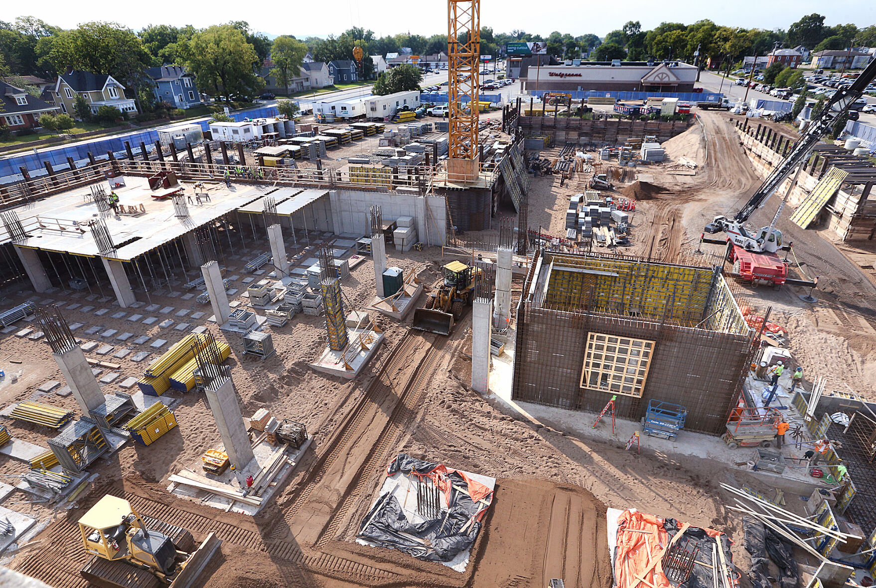 Construction of Mayo Hospital